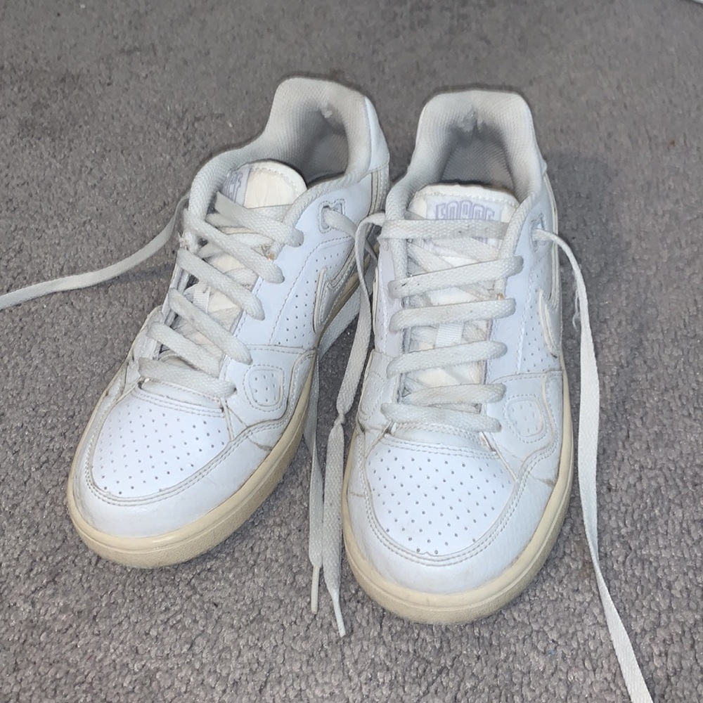 Nike Air Force 1 Tennis Shoes